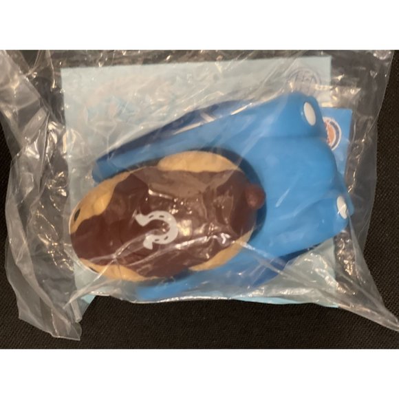 TEX Burger King 2010 Pets On-The-Move Zhu Zhu Pets Hamster - Picture 2 of 2